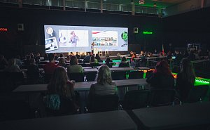 Přednášky a první hosté Travelconu 2022